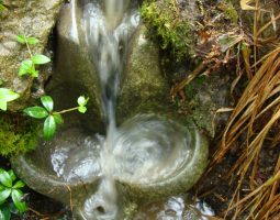 chapeline-pierre-glonn-vasque-vive-aigaterra